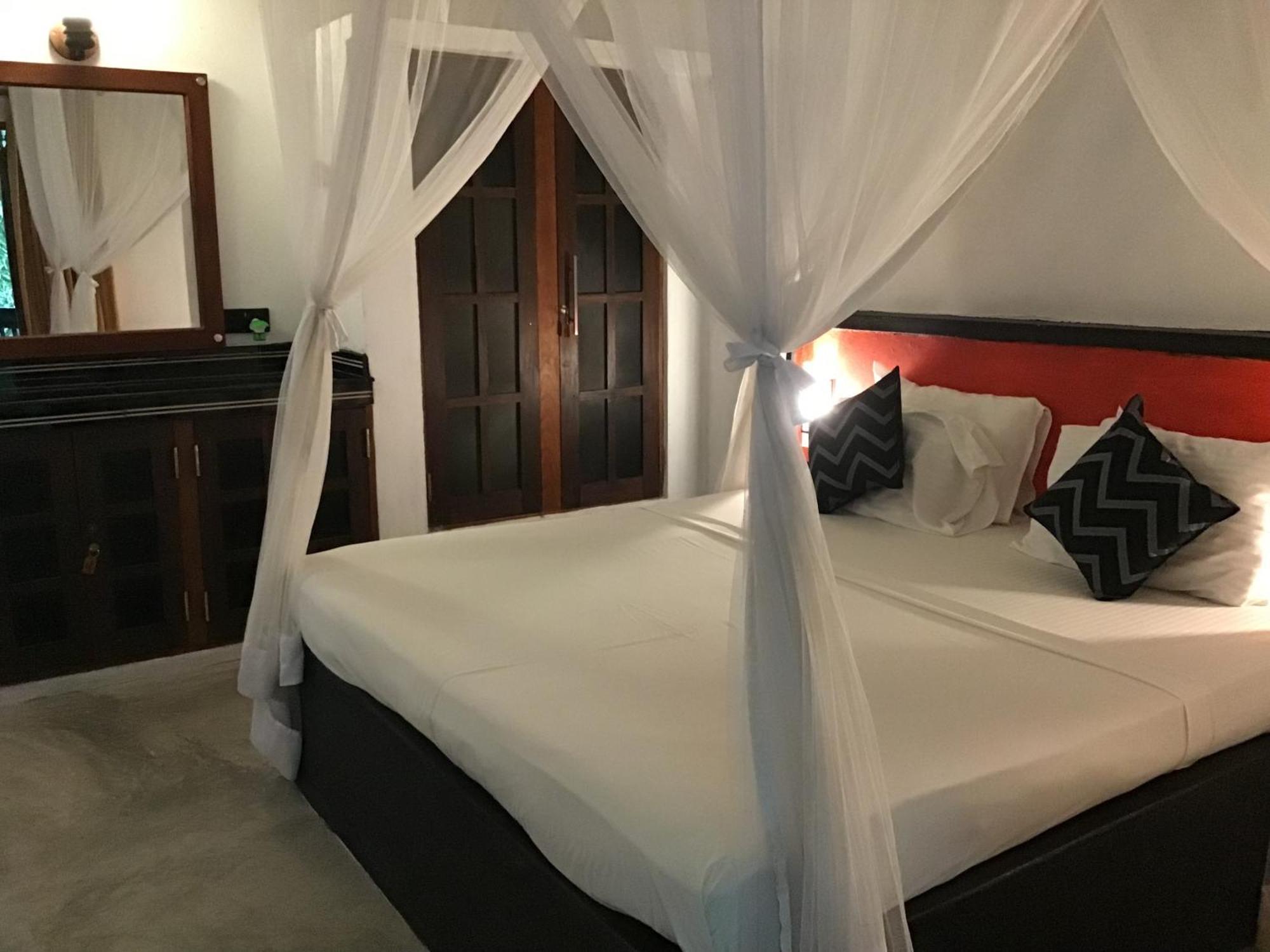 Sanjeehome & Lanka Ayurveda, Bentota Dış mekan fotoğraf